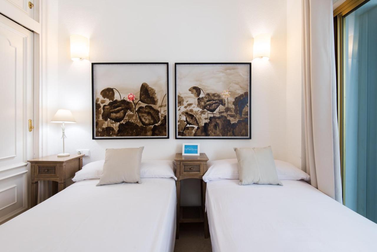 Rentandhomes Beachfront Marbella Center Kültér fotó